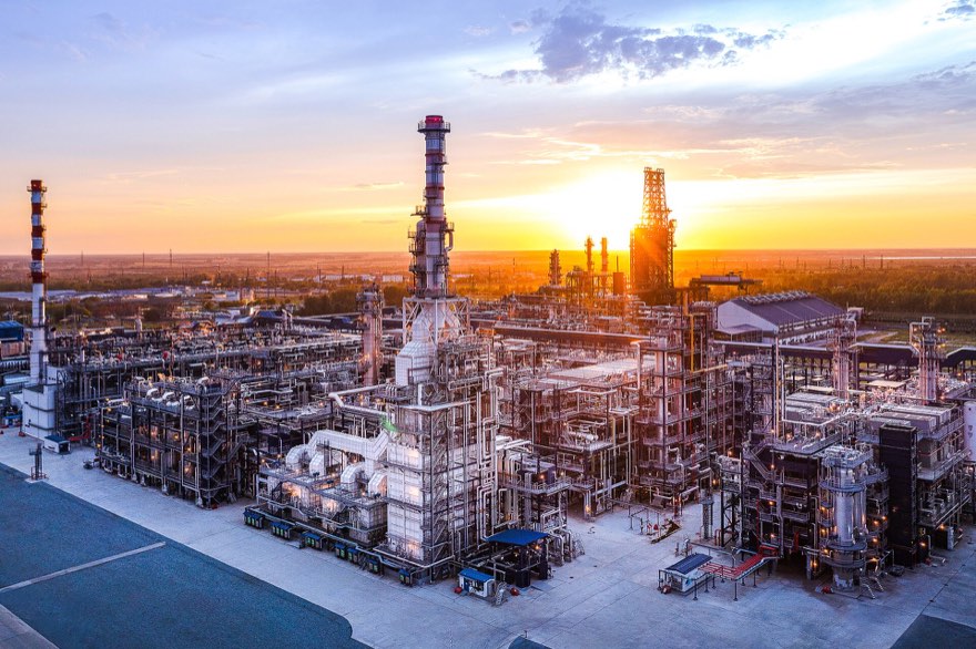 Омский нефтеперерабатывающий завод «Газпром нефти»
