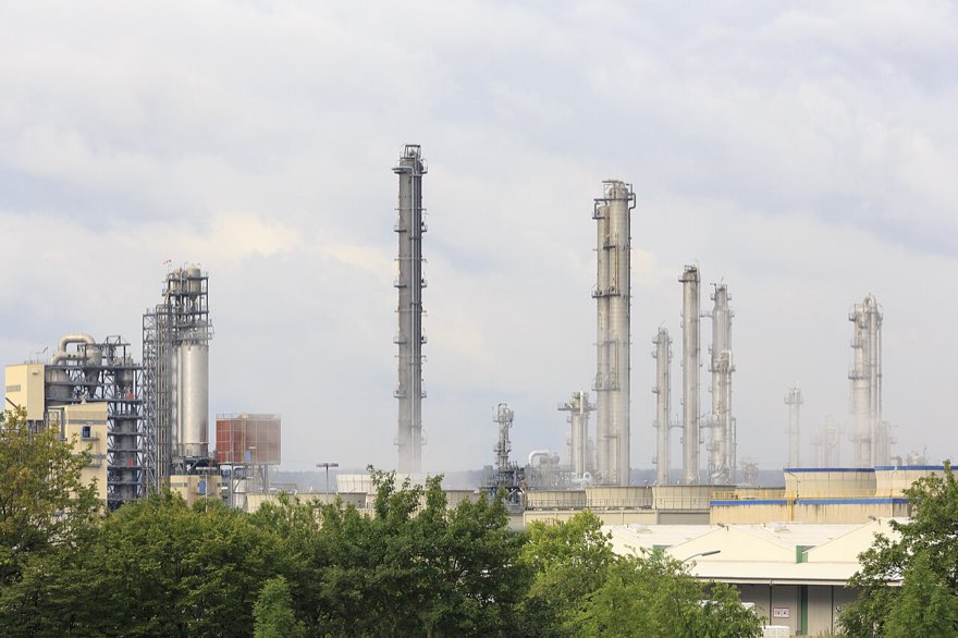 Нефтехимический комплекс LyondellBasell в Весселинге — химические полупродукты